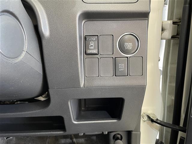 タント カスタムＸ　４ＷＤ　左側パワースライドドア　アイドリングストップ　ＫＥＮＷＯＯＤナビ　バックカメラ　フルセグＴＶ　オートエアコン　ロールサンシェード　オートライト　ＬＥＤヘッドライト　純正１４インチアルミホイール（12枚目）