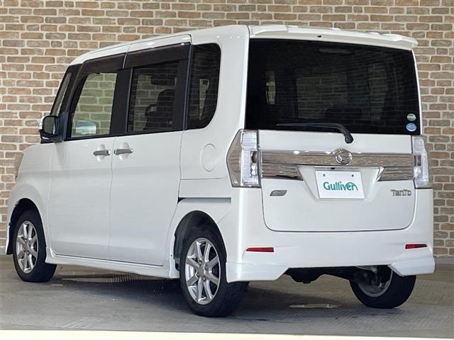 タント カスタムＸ　４ＷＤ　左側パワースライドドア　アイドリングストップ　ＫＥＮＷＯＯＤナビ　バックカメラ　フルセグＴＶ　オートエアコン　ロールサンシェード　オートライト　ＬＥＤヘッドライト　純正１４インチアルミホイール（26枚目）