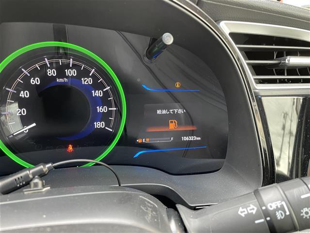 シャトル ハイブリッドＸ　パドルシフト　クルーズコントロール　社外ディスプレイオーディオ　Ｂｌｕｅｔｏｏｔｈ／ＣＤ／ＡｐｐｌｅＣａｒＰｌａｙ　　バックカメラ　社外コーナーセンサー　ビルトインＥＴＣ　前後ドライブレコーダー（12枚目）