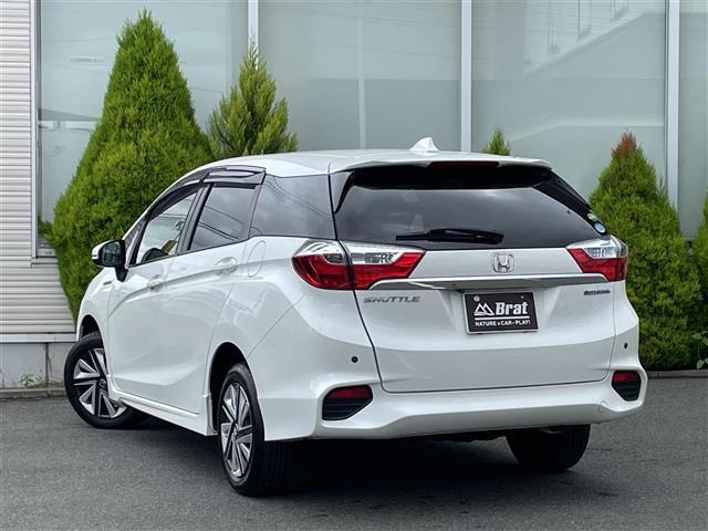シャトル ハイブリッドＸ　パドルシフト　クルーズコントロール　社外ディスプレイオーディオ　Ｂｌｕｅｔｏｏｔｈ／ＣＤ／ＡｐｐｌｅＣａｒＰｌａｙ　　バックカメラ　社外コーナーセンサー　ビルトインＥＴＣ　前後ドライブレコーダー（28枚目）