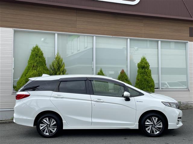 シャトル ハイブリッドＸ　パドルシフト　クルーズコントロール　社外ディスプレイオーディオ　Ｂｌｕｅｔｏｏｔｈ／ＣＤ／ＡｐｐｌｅＣａｒＰｌａｙ　　バックカメラ　社外コーナーセンサー　ビルトインＥＴＣ　前後ドライブレコーダー（31枚目）