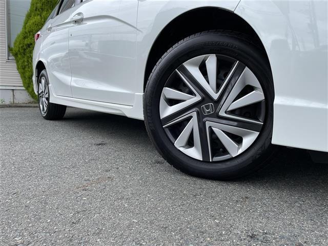 シャトル ハイブリッドＸ　パドルシフト　クルーズコントロール　社外ディスプレイオーディオ　Ｂｌｕｅｔｏｏｔｈ／ＣＤ／ＡｐｐｌｅＣａｒＰｌａｙ　　バックカメラ　社外コーナーセンサー　ビルトインＥＴＣ　前後ドライブレコーダー（33枚目）