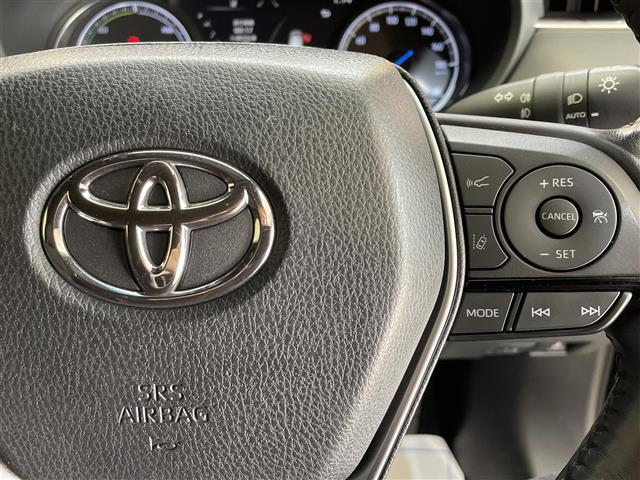 ハリアーハイブリッド Ｚ　ワンオーナー　４ＷＤ　モデリスタエアロ　寒冷地仕様　ＪＢＬプレミアムサウンドシステム　パノラミックビューモニター　ハンズフリーパワーバックドア　置くだけ充電　ＡＣ１００Ｖ１５００Ｗコンセント（15枚目）