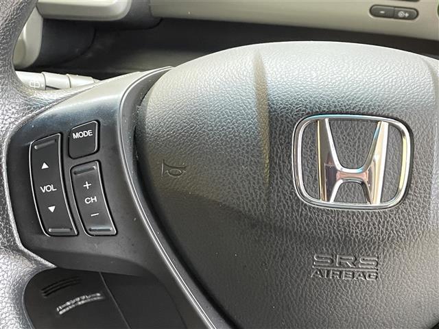 フリード Ｇ　ジャストセレクション　４ＷＤ　６人乗り　左側パワースライドドア　横滑り防止装置　ヒルスタートアシスト機能　フルオートエアコン　エンジンスターター　純正ナビ　バックカメラ　ドライブレコーダー（5枚目）