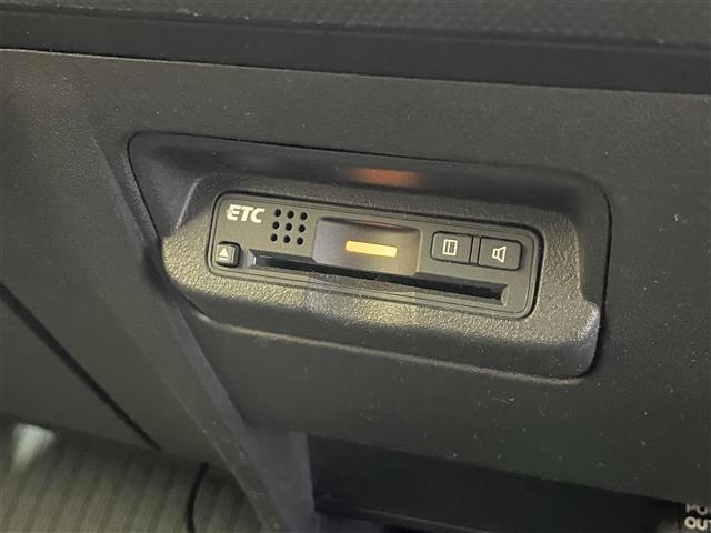 フリード Ｇ　ジャストセレクション　４ＷＤ　６人乗り　左側パワースライドドア　横滑り防止装置　ヒルスタートアシスト機能　フルオートエアコン　エンジンスターター　純正ナビ　バックカメラ　ドライブレコーダー（16枚目）