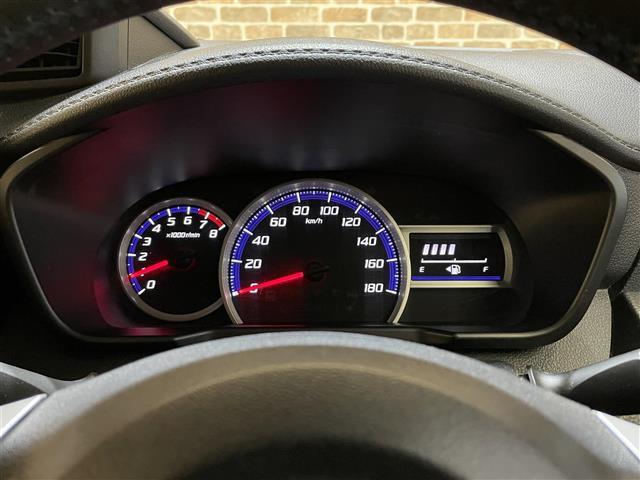 タンク カスタムG 4WD 両側パワースライドドア スマートアシスト3 クルーズコントロール コーナーセンサー 衝突回避支援ブレーキ 純正ナビ LEDヘッドライト LEDフォグライト 純正アルミホイール(14枚目)