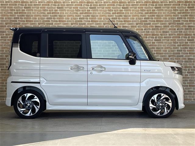 スペーシアカスタム ハイブリッドＸＳ　４ＷＤ　両側パワースライドドア　マルチユースフラップ　ヘッドアップディスプレイ　スズキセーフティサポート　デュアルセンサーブレーキサポート　アダプティブクルーズコントロール　コーナーセンサー（37枚目）