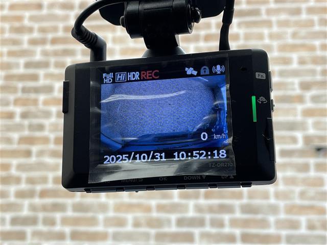 ライズ Ｚ　４ＷＤ　オプションカラー　ターボ　パノラマモニター　モデリスタエアロ　寒冷地仕様　スマートアシスト　衝突回避支援ブレーキ　アダプティブクルーズコントロール　アダプティブドライビングビーム（13枚目）