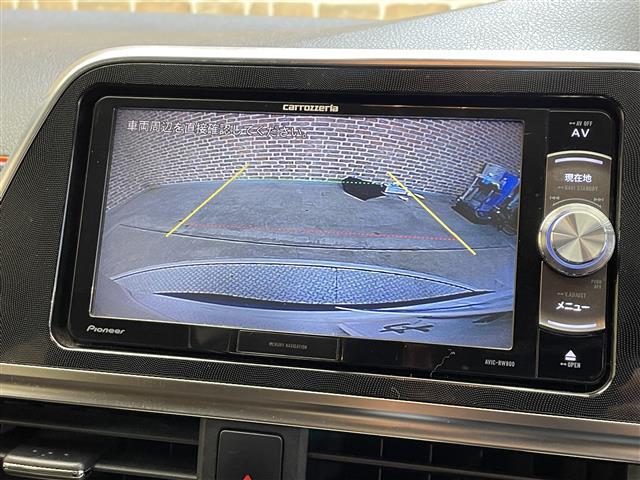 シエンタ Ｇ　３列７人乗り　トヨタセーフティセンスＣ　両側パワースライドドア　横滑り防止装置　プリクラッシュセーフティ　レーンディパーチャーアラート　オートマチックハイビーム　カロッツェリアナビ　バックカメラ（9枚目）