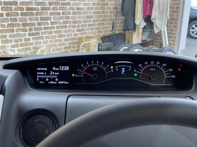 Ｎ－ＢＯＸ Ｇ・Ｌホンダセンシング　４ＷＤ　両側パワースライドドア　ホンダセンシング　衝突軽減ブレーキ　アダプティブクルーズコントロール　オートハイビーム　前席シートヒーター　ロールサンシェード　純正ナビ　フルＬＥＤヘッドランプ（12枚目）