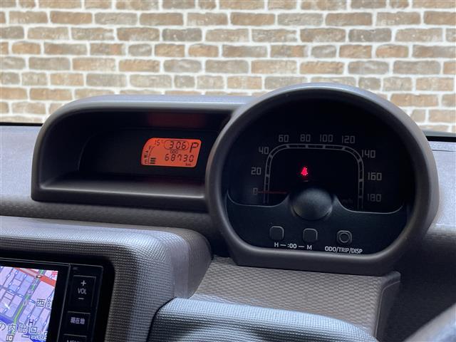 スペイド Ｆ　４ＷＤ　左側パワースライドドア　横滑り防止装置　社外ナビ　フルセグＴＶ　ドライブレコーダー　ＥＴＣ　ヘッドライトレベライザー　エンジンスターター　ＨＩＤヘッドランプ　純正フロアマット（4枚目）