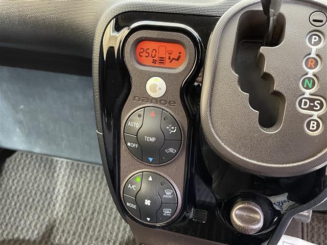 スペイド Ｆ　４ＷＤ　左側パワースライドドア　横滑り防止装置　社外ナビ　フルセグＴＶ　ドライブレコーダー　ＥＴＣ　ヘッドライトレベライザー　エンジンスターター　ＨＩＤヘッドランプ　純正フロアマット（10枚目）