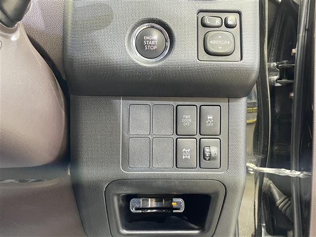 スペイド Ｆ　４ＷＤ　左側パワースライドドア　横滑り防止装置　社外ナビ　フルセグＴＶ　ドライブレコーダー　ＥＴＣ　ヘッドライトレベライザー　エンジンスターター　ＨＩＤヘッドランプ　純正フロアマット（13枚目）