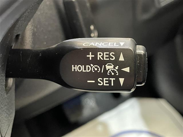 ハリアーハイブリッド プレミアム ワンオーナー 4WD ムーンルーフ プリクラッシュセーフティ レーダークルーズコントロール レーンディパーチャーアラート Msスピードエアロ パワーバックドア 運転席パワーシート(4枚目)