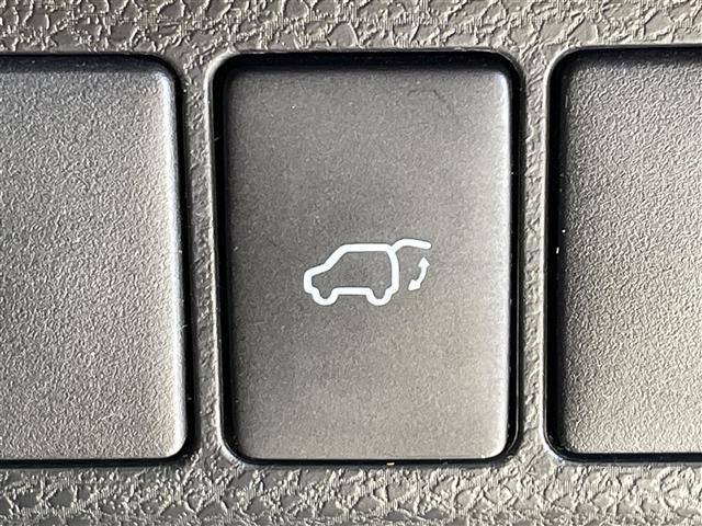 ハリアーハイブリッド プレミアム ワンオーナー 4WD ムーンルーフ プリクラッシュセーフティ レーダークルーズコントロール レーンディパーチャーアラート Msスピードエアロ パワーバックドア 運転席パワーシート(6枚目)