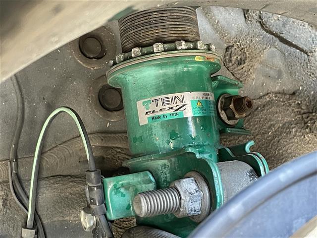 ハリアーハイブリッド プレミアム ワンオーナー 4WD ムーンルーフ プリクラッシュセーフティ レーダークルーズコントロール レーンディパーチャーアラート Msスピードエアロ パワーバックドア 運転席パワーシート(7枚目)