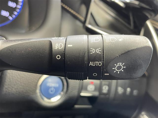 ハリアーハイブリッド プレミアム ワンオーナー 4WD ムーンルーフ プリクラッシュセーフティ レーダークルーズコントロール レーンディパーチャーアラート Msスピードエアロ パワーバックドア 運転席パワーシート(14枚目)