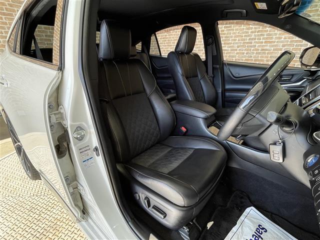 ハリアーハイブリッド プレミアム ワンオーナー 4WD ムーンルーフ プリクラッシュセーフティ レーダークルーズコントロール レーンディパーチャーアラート Msスピードエアロ パワーバックドア 運転席パワーシート(22枚目)