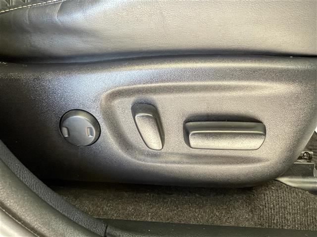 ハリアーハイブリッド プレミアム ワンオーナー 4WD ムーンルーフ プリクラッシュセーフティ レーダークルーズコントロール レーンディパーチャーアラート Msスピードエアロ パワーバックドア 運転席パワーシート(23枚目)