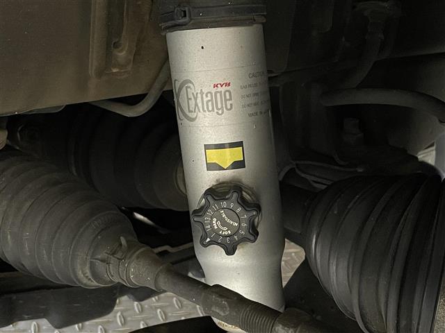 ハイエースバン スーパーGL ダークプライムII フルタイム4WD 両側パワースライドドア スライドフロア クスコスタビバー KYBショックアブソーバー BRIDE製シート パノラミックビューモニター クルーズコントロール クリアランスソナー(5枚目)