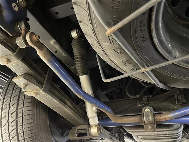 ハイエースバン スーパーGL ダークプライムII フルタイム4WD 両側パワースライドドア スライドフロア クスコスタビバー KYBショックアブソーバー BRIDE製シート パノラミックビューモニター クルーズコントロール クリアランスソナー(6枚目)