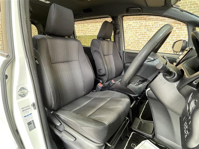 ヴォクシー ZS 煌II ワンオーナー 4WD 寒冷地仕様 カロッツェリア後席ディスプレイ 両側パワースライドドア トヨタセーフティセンスC クルーズコントロール クリアランスソナー プリクラッシュセーフティ 純正ホイール(24枚目)