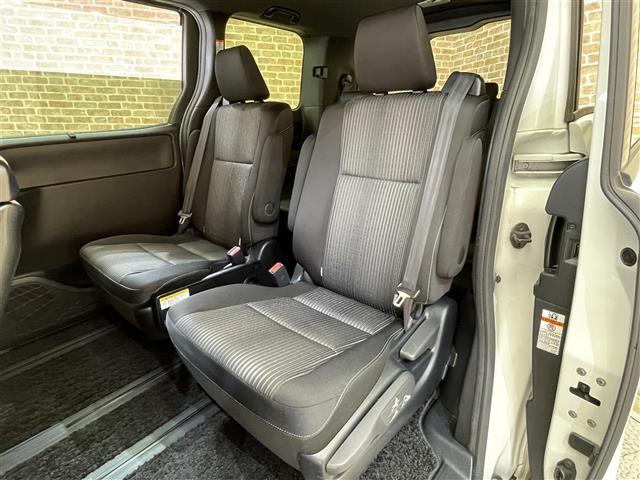 ヴォクシー ZS 煌II ワンオーナー 4WD 寒冷地仕様 カロッツェリア後席ディスプレイ 両側パワースライドドア トヨタセーフティセンスC クルーズコントロール クリアランスソナー プリクラッシュセーフティ 純正ホイール(27枚目)