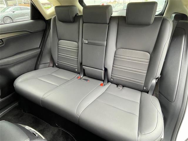 NX NX300h Iパッケージ 4WD 寒冷地仕様 パノラミックビューモニター レクサスセーフティシステム+ レーダークルーズコントロール シートヒーター ヘッドアップディスプレイ パワーシート(28枚目)