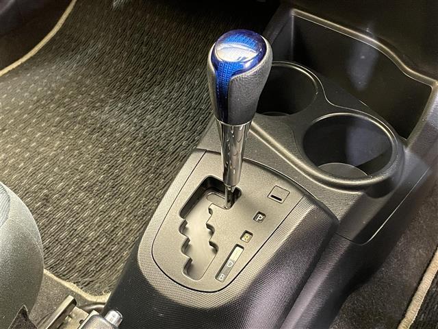 アクア S TRDエアロ トヨタセーフティセンスC プリクラッシュセーフティ レーンディパーチャーアラート オートマチックハイビーム 横滑り防止装置 純正ナビ バックカメラ ETC2.0 ドライブレコーダー(22枚目)