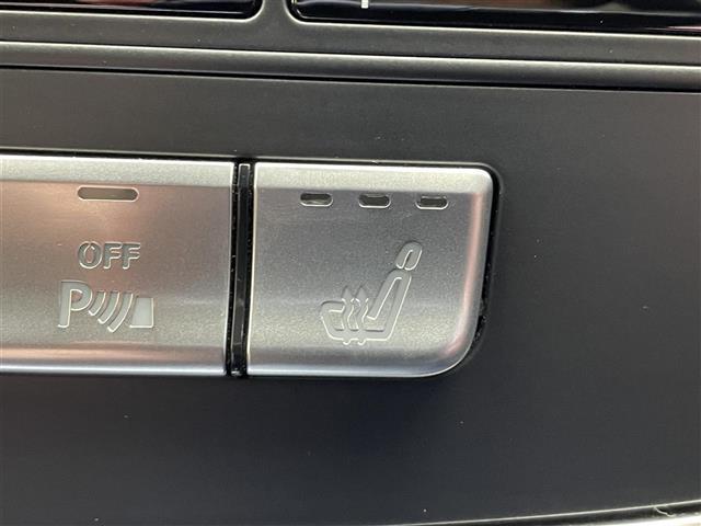 Mクラス ML350 ブルーテック 4マチック 4WD AMGスポーツパッケージ パノラミックスライディングルーフ 360°カメラシステム AMGスポーツレザーシート EASY-PACK自動開閉テールゲート クルーズコントロール(10枚目)