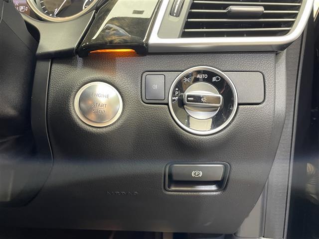 Mクラス ML350 ブルーテック 4マチック 4WD AMGスポーツパッケージ パノラミックスライディングルーフ 360°カメラシステム AMGスポーツレザーシート EASY-PACK自動開閉テールゲート クルーズコントロール(25枚目)