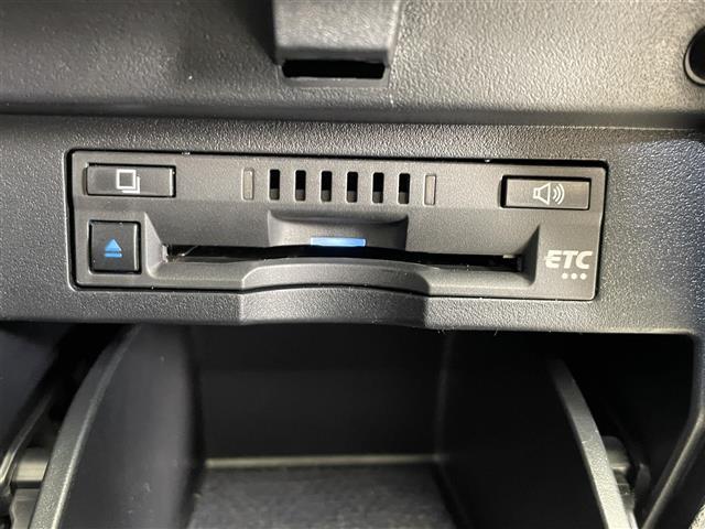 アルファード 2.5S Cパッケージ ワンオーナー 4WD 三眼LEDヘッドランプ 両側パワースライドドア パワーバックドア トヨタセーフティセンス シートヒーター シートベンチレーション デジタルインナーミラー AC100V100W(10枚目)