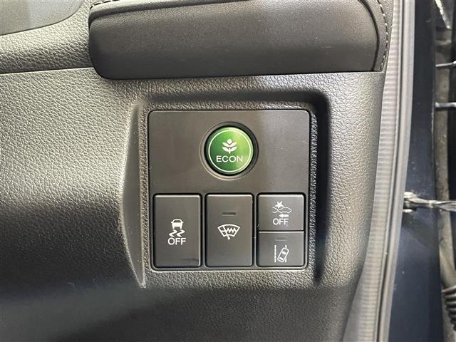 店頭在庫以外にも全国約４万台※の在庫から、ぴったりな１台をご提案します！※２０２３年１０月現在の在庫台数です。売約済の可能性があります。