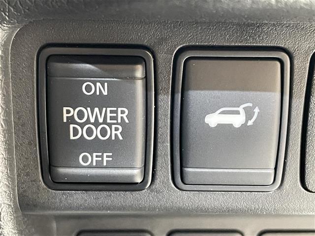 エクストレイル モード・プレミアｉ　ハイコントラストインテリア　プロパイロット　クルーズコントロール　エマージェンシーブレーキ　レーンアシストコーナーセンサー　コーナリングスタビリティアシスト　アクティブエンジンブレーキ　ダウンヒルアシスト　アイドリングストップ（16枚目）