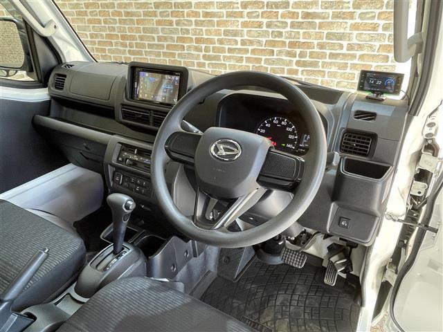 店頭販売もしておりますので、先に在庫が無くなってしまうこともございます。気になる車はまずはお問い合わせください！