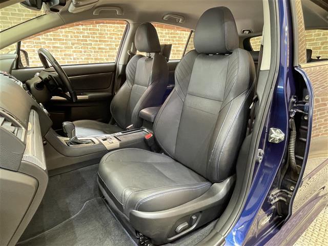 レヴォーグ １．６ＧＴ－Ｓアイサイト　４ＷＤ　本革シート　ビルシュタインダンパー　アイサイトＶｅｒ．３　アドバンスドセイフティパッケージ　パドルシフト　パワーシート　シートヒーター　純正ナビ　エンジンスターター（26枚目）