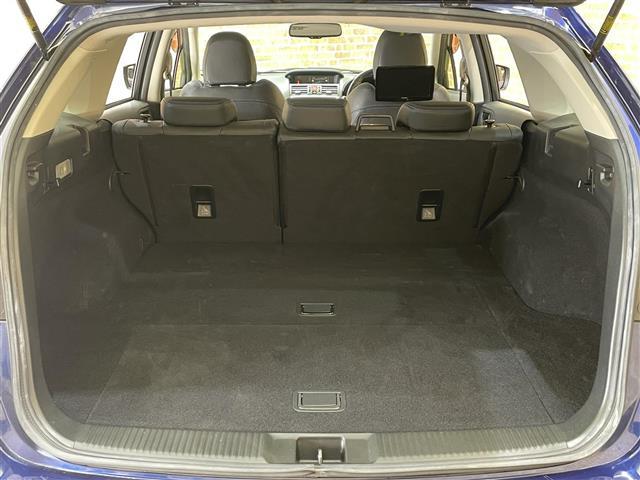 レヴォーグ １．６ＧＴ－Ｓアイサイト　４ＷＤ　本革シート　ビルシュタインダンパー　アイサイトＶｅｒ．３　アドバンスドセイフティパッケージ　パドルシフト　パワーシート　シートヒーター　純正ナビ　エンジンスターター（29枚目）