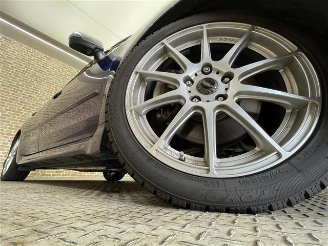 レヴォーグ １．６ＧＴ－Ｓアイサイト　４ＷＤ　本革シート　ビルシュタインダンパー　アイサイトＶｅｒ．３　アドバンスドセイフティパッケージ　パドルシフト　パワーシート　シートヒーター　純正ナビ　エンジンスターター（40枚目）