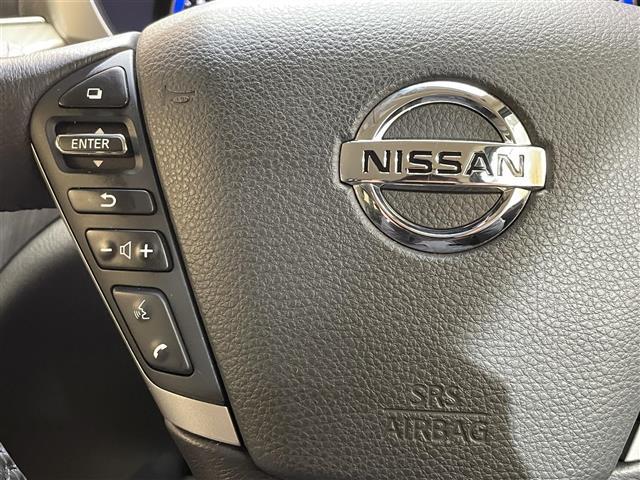 エルグランド ライダー　黒本革シート　４ＷＤ　両側パワースライドドア　レザーシート　アラウンドビューモニター　オートバックドア　インテリジェントクルーズコントロール　エマージェンシーブレーキ　コーナーセンサー　パワーシート　シートヒーター（15枚目）