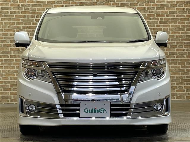 エルグランド ライダー　黒本革シート　４ＷＤ　両側パワースライドドア　レザーシート　アラウンドビューモニター　オートバックドア　インテリジェントクルーズコントロール　エマージェンシーブレーキ　コーナーセンサー　パワーシート　シートヒーター（31枚目）