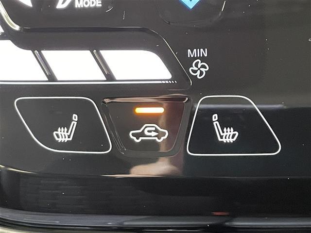 デリカミニ Ｔ　プレミアム　４ＷＤ　ターボ　両側ハンズフリーオートスライドドア　ルーフレール　マルチアラウンドモニター　ｅ－Ａｓｓｉｓｔ　衝突被害軽減ブレーキシステム　マイパイロット　コーナーセンサー　ヒルディセントコントロール（11枚目）