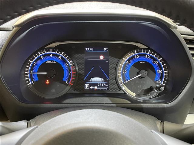 デリカミニ Ｔ　プレミアム　４ＷＤ　ターボ　両側ハンズフリーオートスライドドア　ルーフレール　マルチアラウンドモニター　ｅ－Ａｓｓｉｓｔ　衝突被害軽減ブレーキシステム　マイパイロット　コーナーセンサー　ヒルディセントコントロール（17枚目）