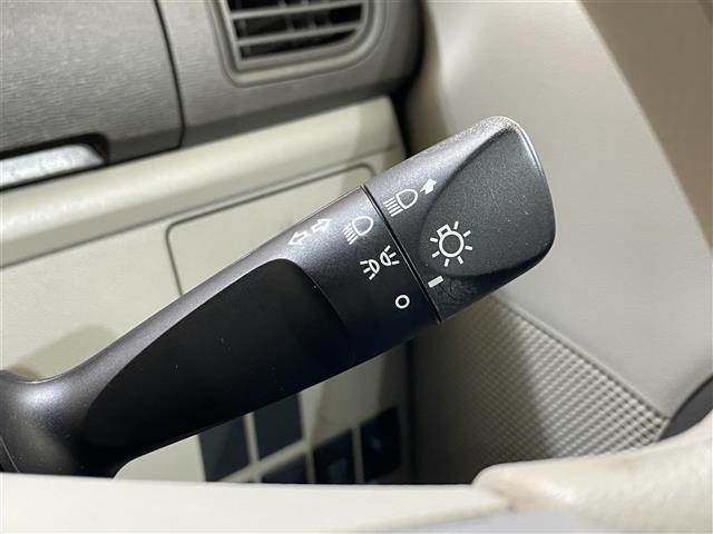 タント L 4WD 横滑り防止装置 アイドリングストップ ロールサンシェード フロントベンチシート ストラーダナビ ワンセグTV ETC マニュアルエアコン(6枚目)