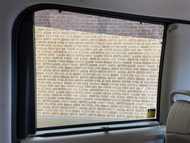 タント L 4WD 横滑り防止装置 アイドリングストップ ロールサンシェード フロントベンチシート ストラーダナビ ワンセグTV ETC マニュアルエアコン(16枚目)