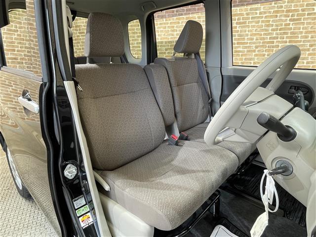 タント L 4WD 横滑り防止装置 アイドリングストップ ロールサンシェード フロントベンチシート ストラーダナビ ワンセグTV ETC マニュアルエアコン(19枚目)