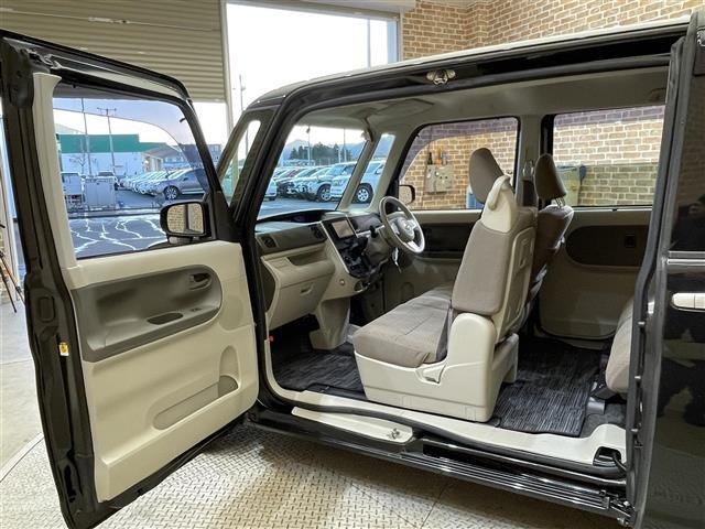 タント L 4WD 横滑り防止装置 アイドリングストップ ロールサンシェード フロントベンチシート ストラーダナビ ワンセグTV ETC マニュアルエアコン(21枚目)