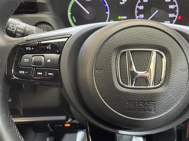 ヴェゼル ｅ：ＨＥＶ　Ｚ　４ＷＤ　マルチビューカメラシステム　プレミアムオーディオ　ハンズフリーアクセステールゲート　ホンダセンシング　ヒルディセントコントロール　ワイヤレス充電　パーキングセンサー　ＬＥＤヘッドライト（16枚目）