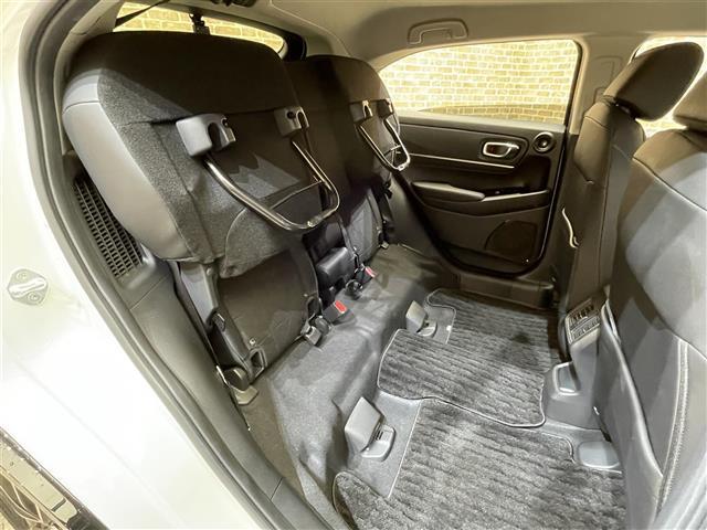 ヴェゼル ｅ：ＨＥＶ　Ｚ　４ＷＤ　マルチビューカメラシステム　プレミアムオーディオ　ハンズフリーアクセステールゲート　ホンダセンシング　ヒルディセントコントロール　ワイヤレス充電　パーキングセンサー　ＬＥＤヘッドライト（27枚目）