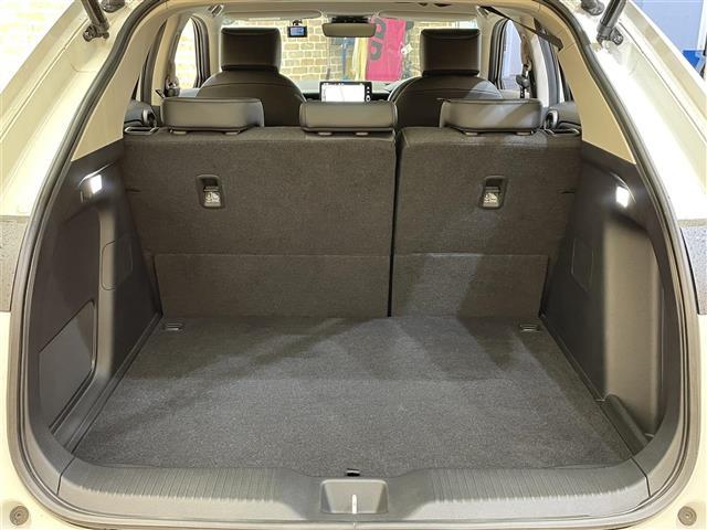 ヴェゼル ｅ：ＨＥＶ　Ｚ　４ＷＤ　マルチビューカメラシステム　プレミアムオーディオ　ハンズフリーアクセステールゲート　ホンダセンシング　ヒルディセントコントロール　ワイヤレス充電　パーキングセンサー　ＬＥＤヘッドライト（29枚目）