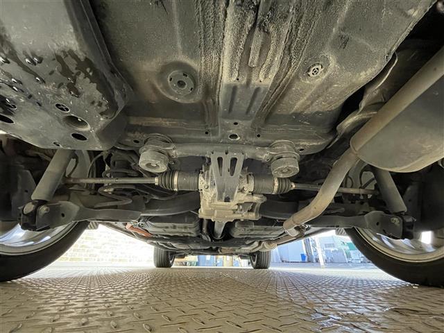 ヴェゼル ｅ：ＨＥＶ　Ｚ　４ＷＤ　マルチビューカメラシステム　プレミアムオーディオ　ハンズフリーアクセステールゲート　ホンダセンシング　ヒルディセントコントロール　ワイヤレス充電　パーキングセンサー　ＬＥＤヘッドライト（41枚目）